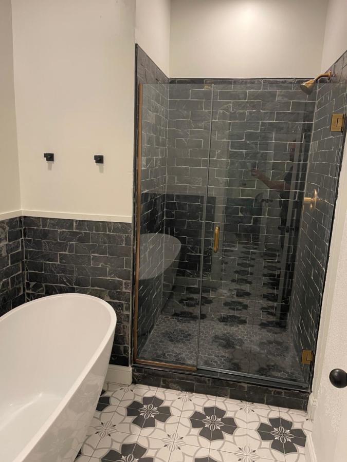 Gold By Hollyhock- Executive-level Living Louisville